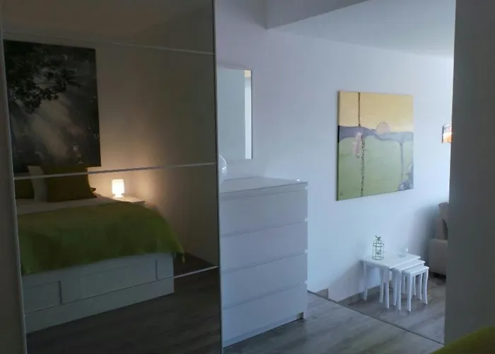 Ventur Balcony 아파트